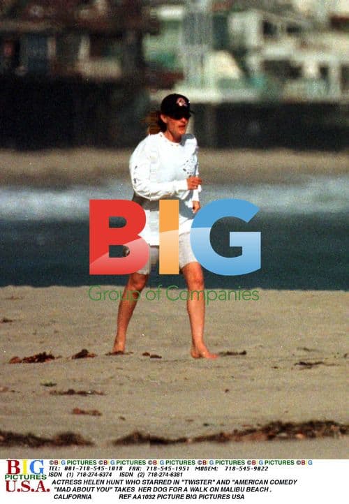 Helen Hunt walks dog on Malibu beach