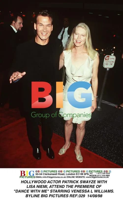 Patrick Swayze & Lisa Niemi at "Dance With Me" Premiere