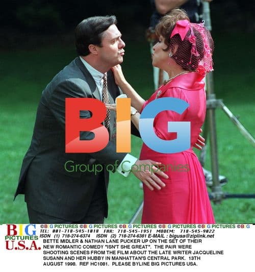 BETTE MIDLER & NATHAN LANE PUCKER UP