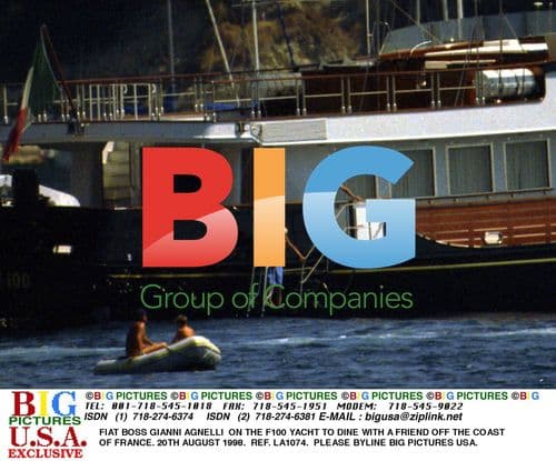 Gianni Agnelli on the F100 Yacht in France