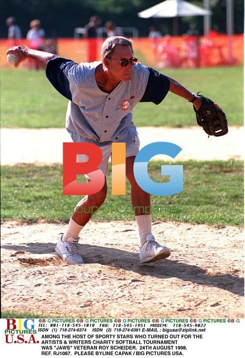 Roy Scheider at Artists & Writers Charity Softball