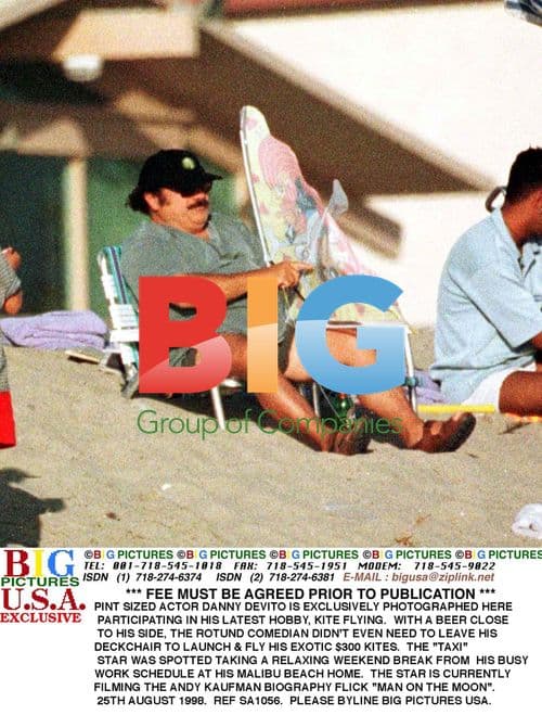 Danny DeVito Flies Exotic Kites