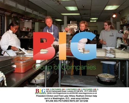 Clintons Volunteer at Soup Kitchen