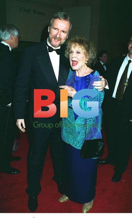 Cameron James & Gloria Stuart at Writer's Guild Awards