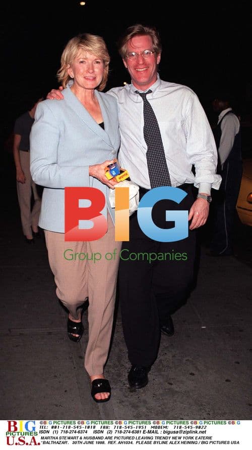 Martha Stewart & Husband Leave NYC Restaurant