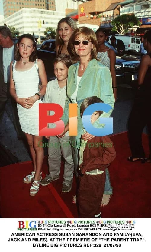 Susan Sarandon and Family at "The Parent Trap" Premiere