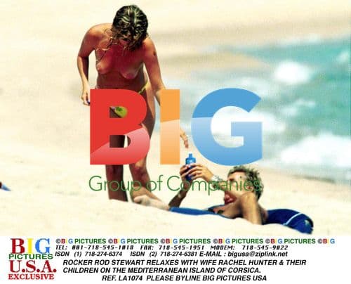 Rod Stewart Relaxes with Family in Corsica