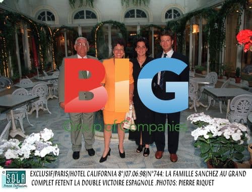 Carlos Moya Celebrates French Open Win