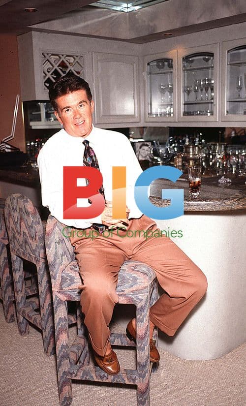 Alan Thicke at Home