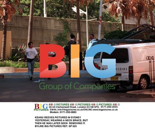 Keanu Reeves Spotted Wearing and Removing Neck Brace