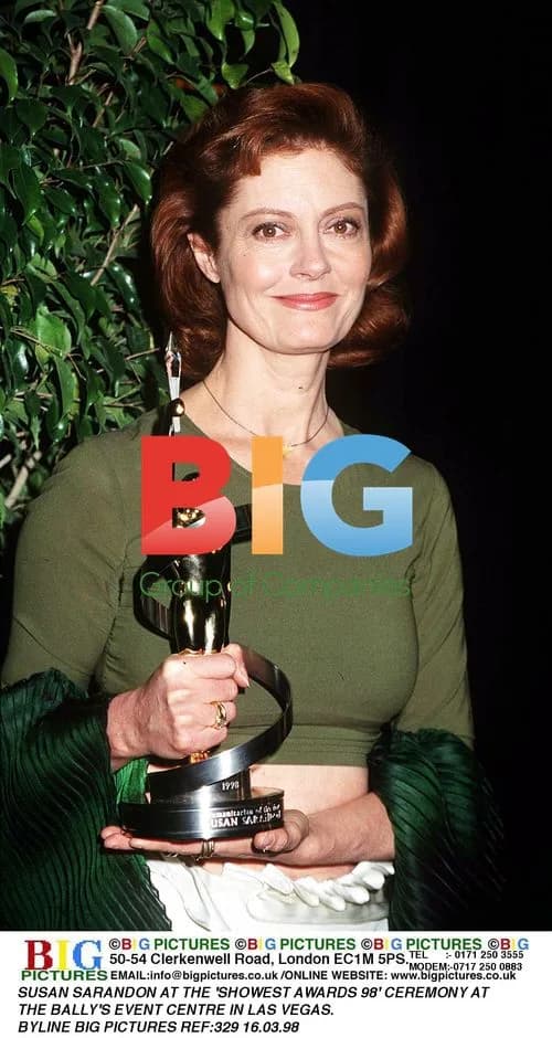 Susan Sarandon at ShoWest Awards 98 in Las Vegas