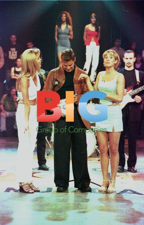 RICKY MARTIN SING WORLD CUP BALLS