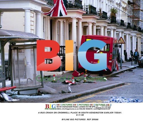 Bus Crash on Cromwell Place in South Kensington