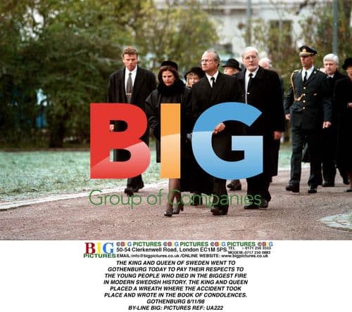 King and Queen of Sweden Pay Respects in Gothenburg