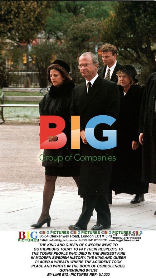 King and Queen of Sweden at Gothenburg fire memorial