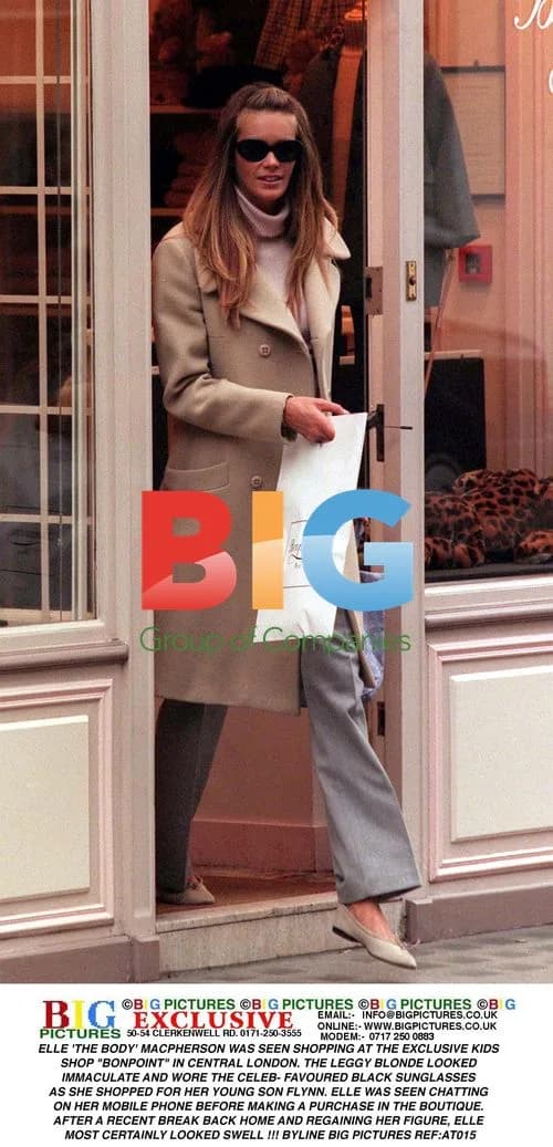 Elle Macpherson Shopping in London