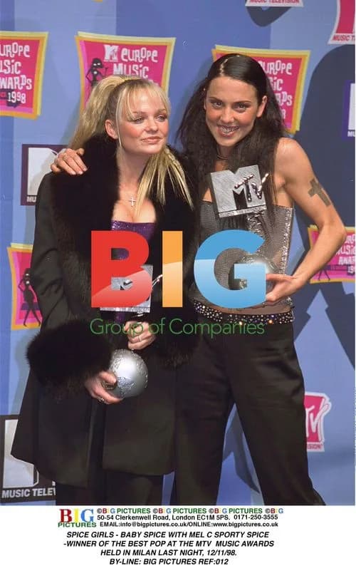 Spice Girls Win Best Pop at MTV Awards