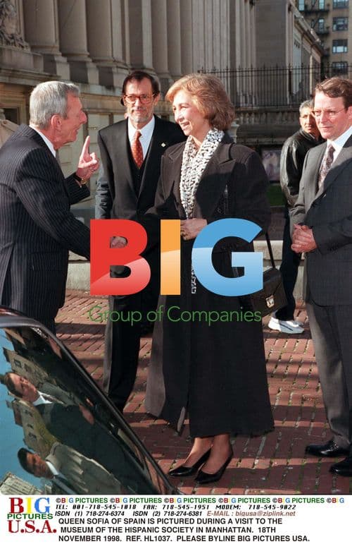 Queen Sofian visits Hispanic Society