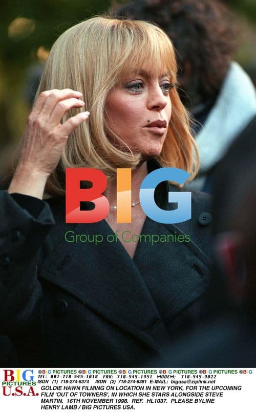 Goldie Hawn Filming 'Out of Towners' in NY