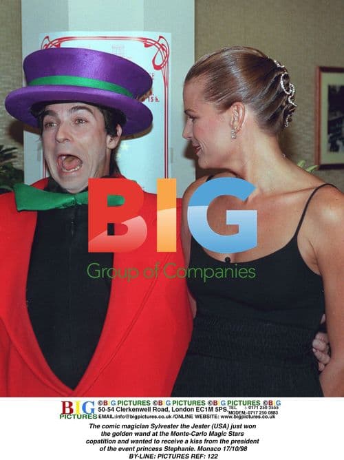 Sylvester the Jester wins golden wand