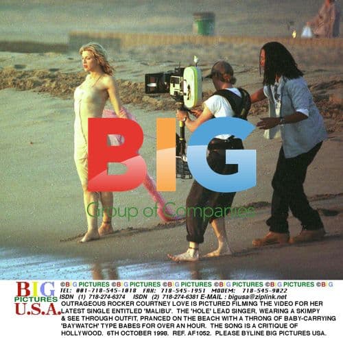 Courtney Love filming 'Malibu' video