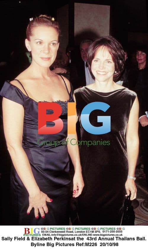 Sally Field & Elizabeth Perkins at 43rd Annual Thailans Ball