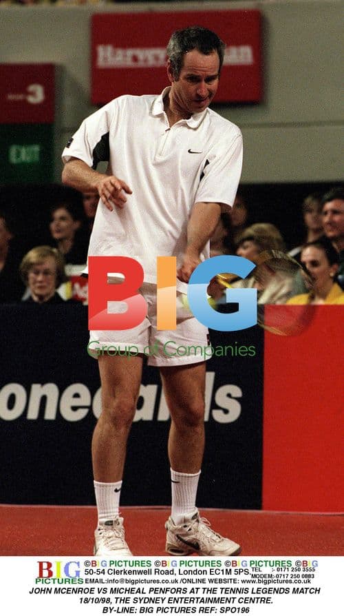 John McEnroe vs Michael Penfors Tennis Legends Match