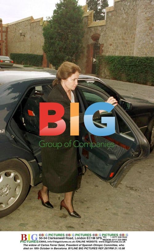 Widow of Carlos Ferrer Salat at funeral