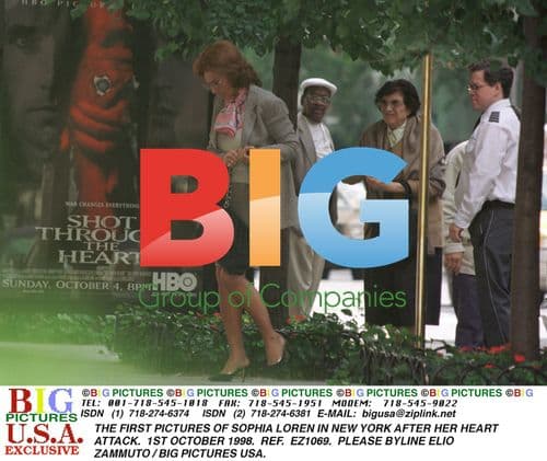 Sophia Loren Photographed in NY After Heart Attack