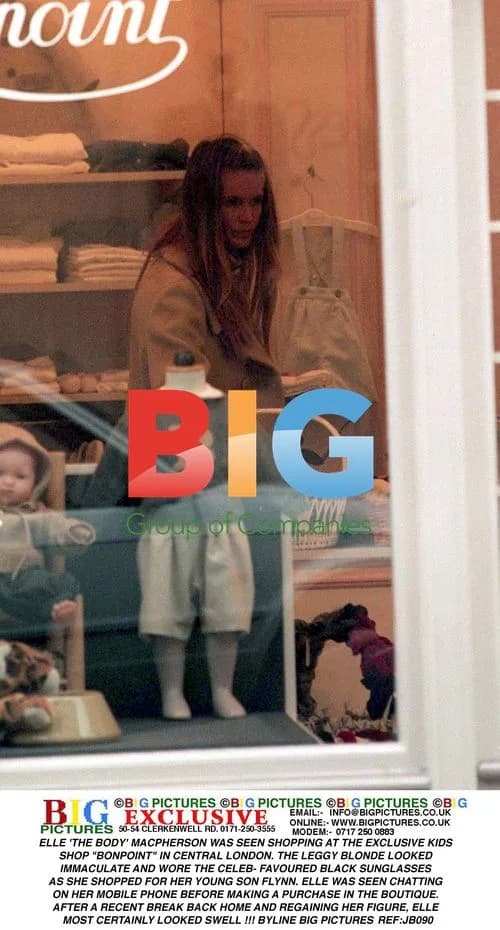 Elle Macpherson Shops at Bonpoint in London