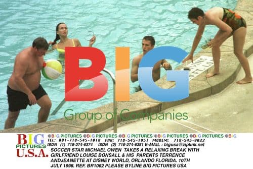 Michael Owen Relaxes with Girlfriend at Disney World