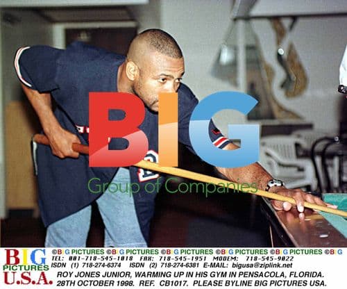 Roy Jones Junior Warming Up in Gym