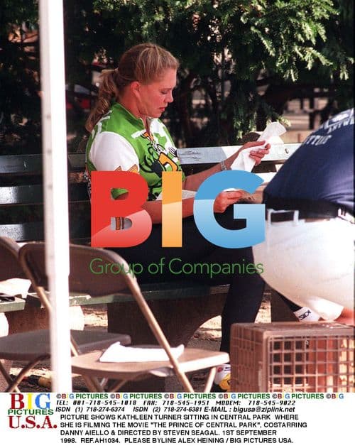 Kathleen Turner and Danny Aiello filming "The Prince of Central Park"