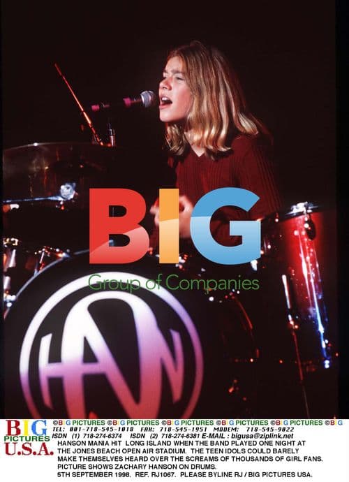 Zachary Hanson Performing in Long Island