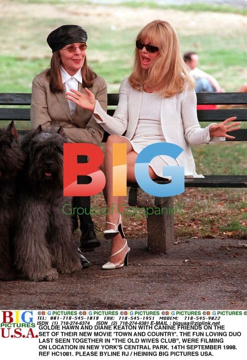 Goldie Hawn and Diane Keaton on 'Town & Country' set