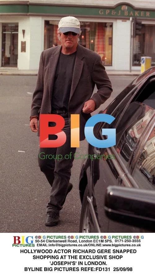 Richard Gere Shopping in London