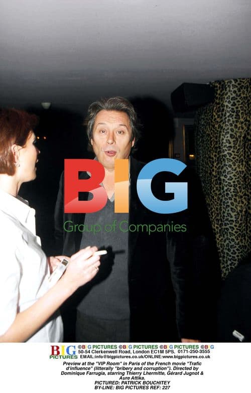 Preview of "Trafic d'influence" in Paris