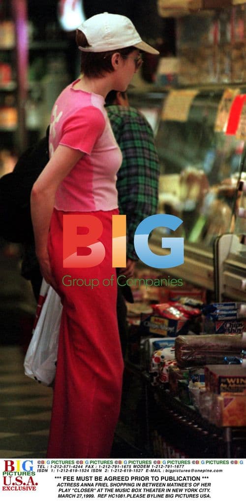 Anna Friel shopping in New York City