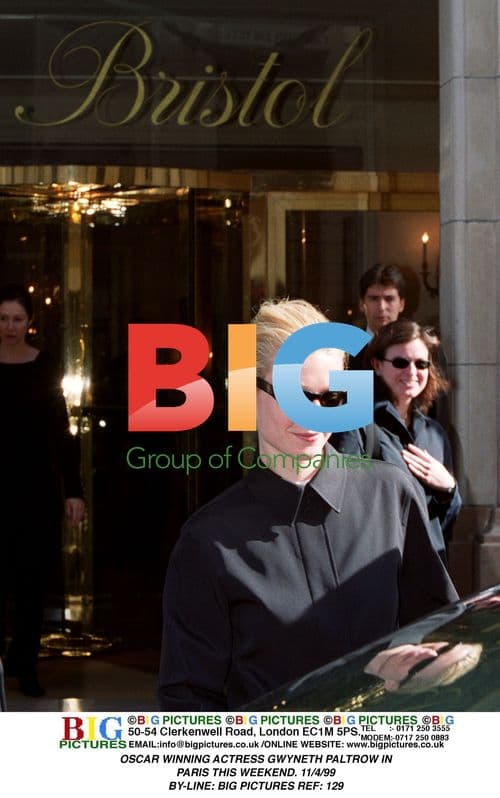 Gwyneth Paltrow in Paris