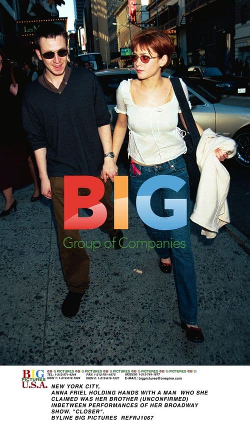 Anna Friel Holding Hands with Unconfirmed Brother