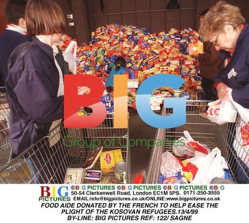 Food Aide Donated to Kosovo Refugees