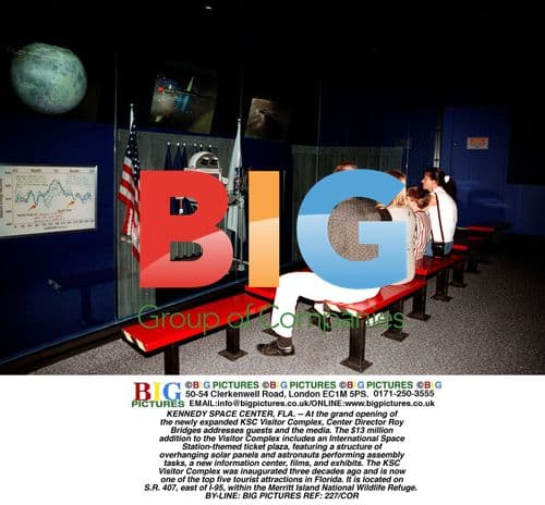 Starquester 2000 robot at KSC Visitor Complex