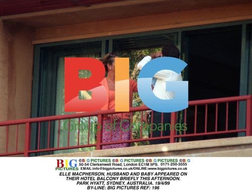 Elle Macpherson and Family in Sydney