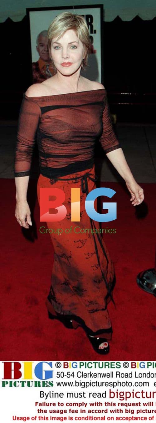 Priscilla Presley at "Bowfinger" Premiere