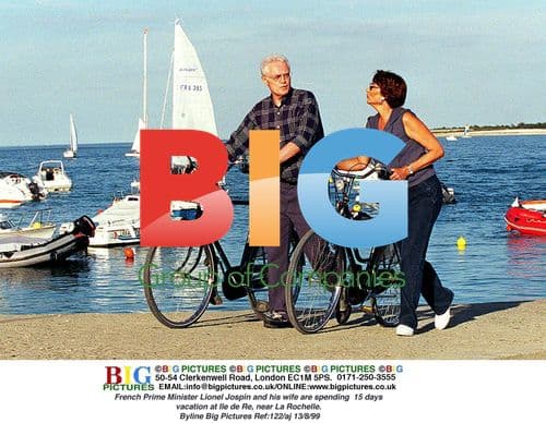 French PM Lionel Jospin Vacationing in Ile de Re