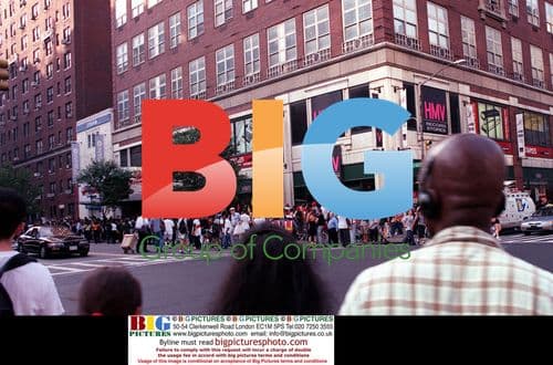 Puff Daddy Fans at HMV Album Signing