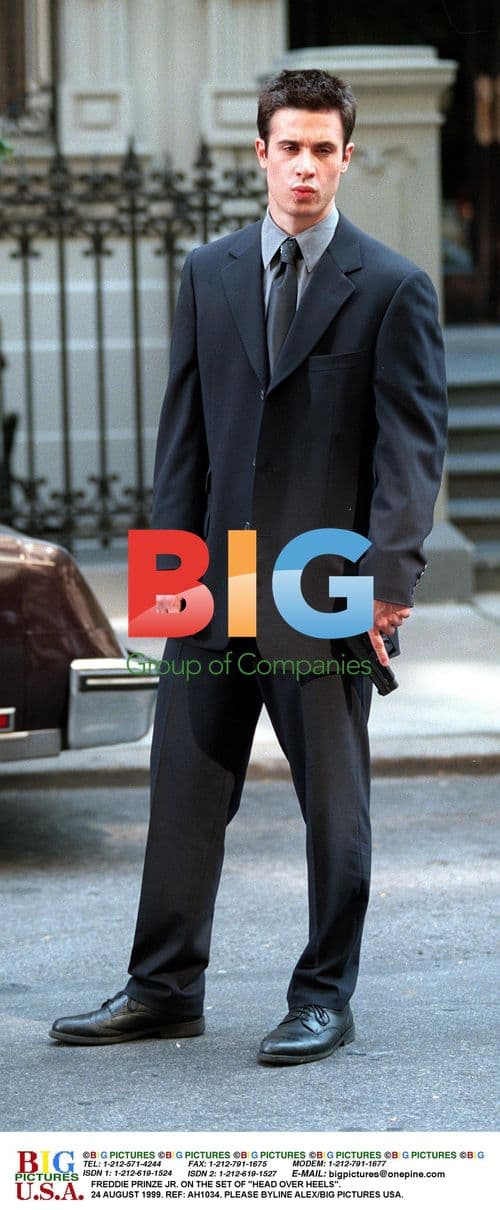 Freddie Prinze Jr at Head Over Heels shoot