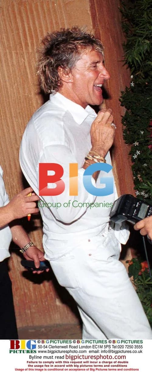 Rod Stewart gets down in Marbella