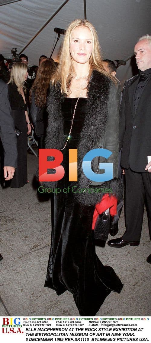 ELLE MACPHERSON AT ROCK STYLE EXHIBITION