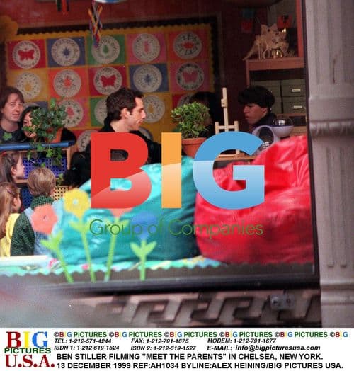 Ben Stiller filming "Meet the Parents" in New York